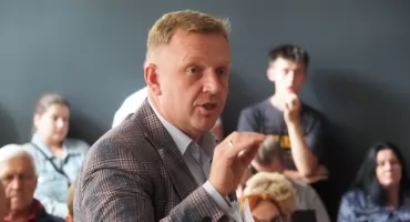 Więcek: „Prokuratura, świadomie lub nie, stała się aktorem na lokalnej scenie politycznej