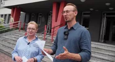 Prokuratura umorzyła „przedwyborcze przeprowadzki”. I uznała, że zawiadamiający radni nie są stroną, więc nie mogą się odwołać