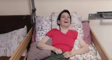 Oliwia Dyktyńska: Moja mama Izabela potrzebuje pomocy. To była radosna kobieta. Lekarze wciąż nie wiedzą co jej jest 