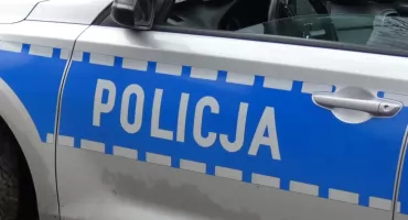 Tragiczny wypadek w Kobielach Wielkich. Zginął motocyklista. Sprawa ma drugie dno: „Furiat zatarasował im drogę i pobił
