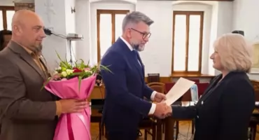 Została radną bez wyborów. Prawo na to pozwala, była jedyną kandydatką