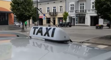Pan Tomasz, radomszczański taksówkarz: - Po śmierci naszego kolegi chcemy pokazać nasz sprzeciw. Sąd musi zacząć zamykać pijanych kierowców