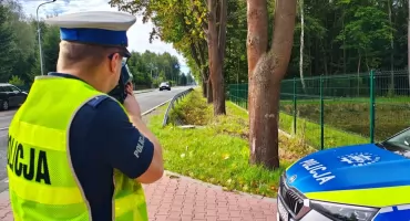 58 pędzących kierowców namierzonych jednego dnia. Nadmierna prędkość pod lupą policji. Akcja na drogach powiatu