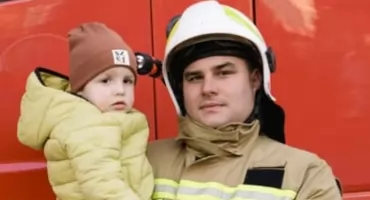 Wielka mobilizacja strażackiej braci. Trwa wyścig z czasem, by uratować małego Kazika