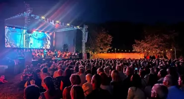 Oratorium w klasztornym ogrodzie. „Pieśń niewyśpiewana