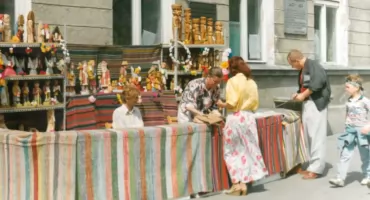 [Historia Gazetą pisana] Pociąg przeciął na połowę ciało samobójcy, przyczem nogi pozostały poza szynami