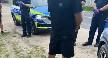 Policjanci udaremnili ustawkę kiboli z Radomska. Funkcjonariusze zostali pomyłkowo zaatakowani