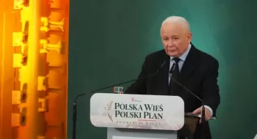 Kaczyński w gminie Dobryszyce: Unia chce opiłować rolników, bo są konserwatywni. Żeby zwyciężyło lewactwo [ZDJĘCIA]