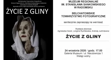 „Życie z gliny” w radomszczańskim muzeum. Fotografie, które pachną pracownią ceramiczną