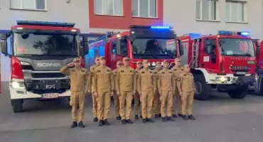 [WIDEO] Radomszczańscy strażacy oddali hołd poległym kolegom. Mł. kpt. Wojciech Garbacz i asp. Bartosz Pieróg zginęli na służbie